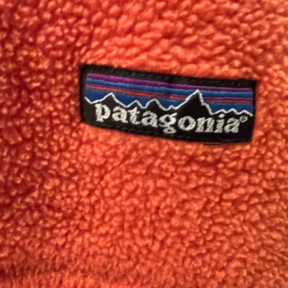 Patagonia Synchilla Kids Orange Fleece Pullover with Kangaroo Pocket - Picture 3 of 5